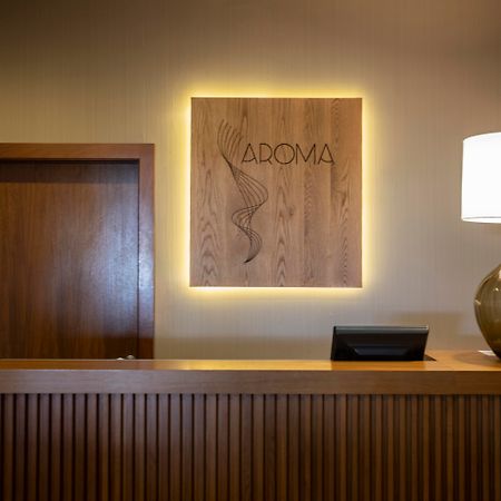 منتجع مونتي سانتو كارفويرو المظهر الخارجي الصورة Reception desk at the hotel