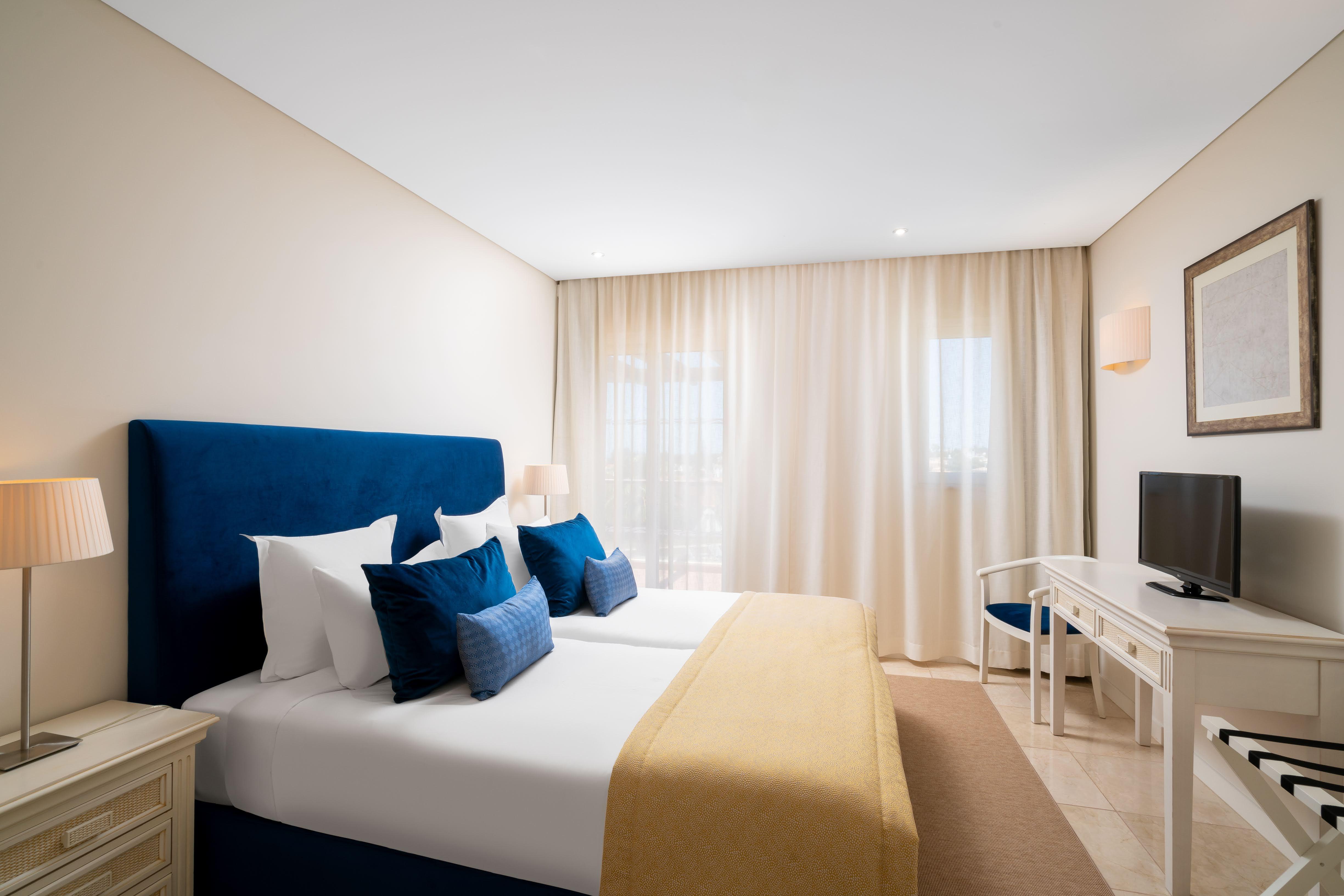 منتجع مونتي سانتو كارفويرو المظهر الخارجي الصورة A bedroom at the hotel