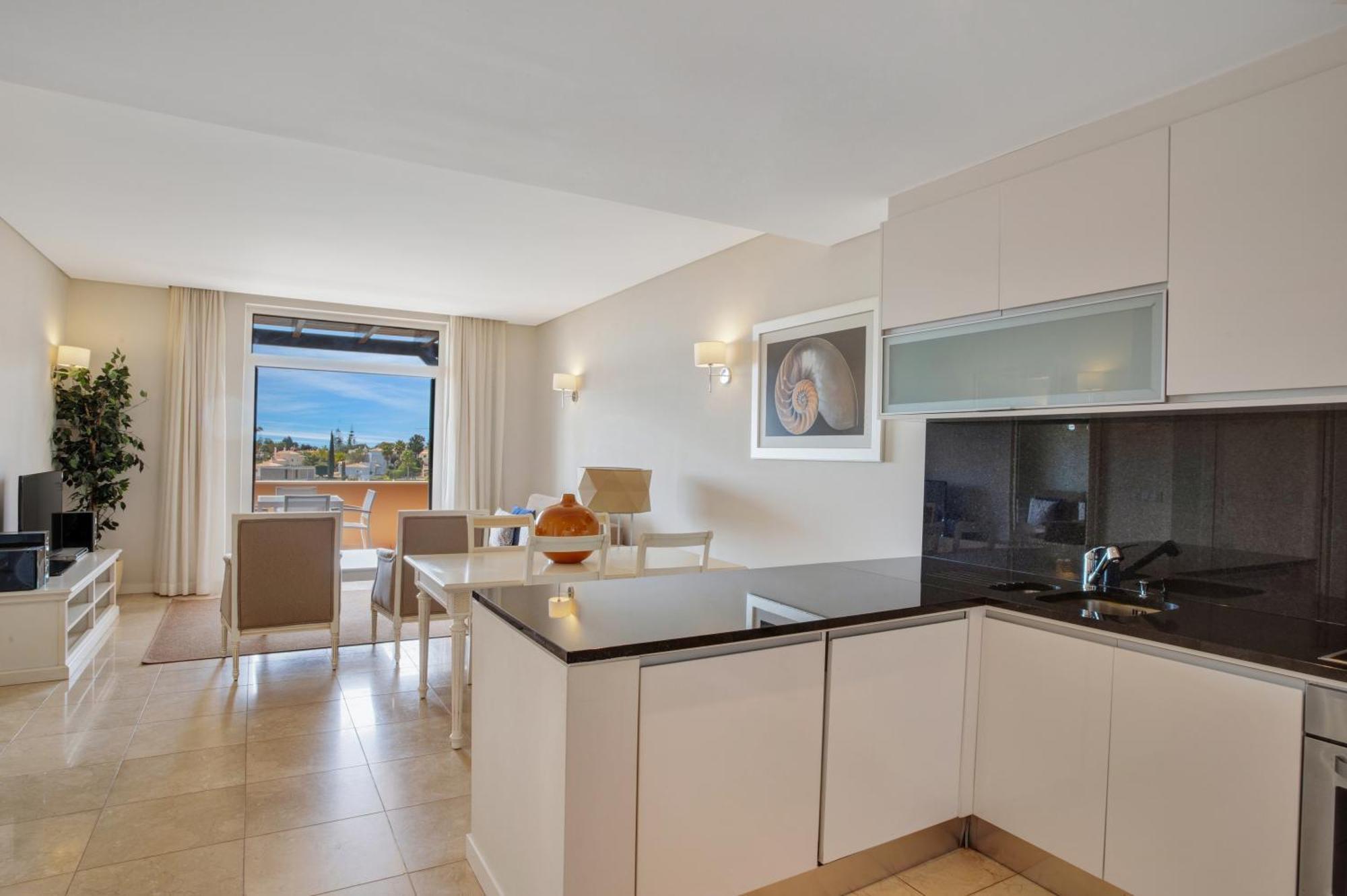 منتجع مونتي سانتو كارفويرو المظهر الخارجي الصورة A modern kitchen