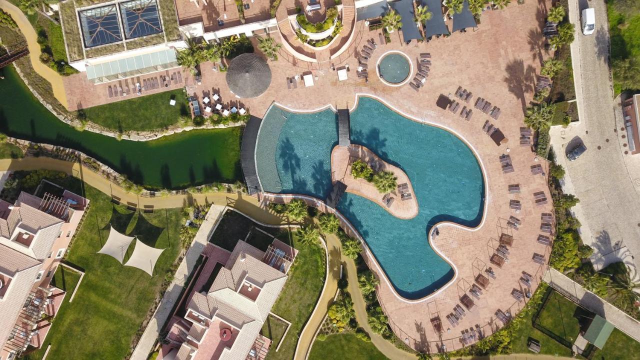 منتجع مونتي سانتو كارفويرو المظهر الخارجي الصورة Aerial view of the resort